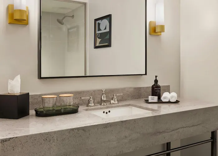 The Talbott, Autograph Collection 4* Chicago