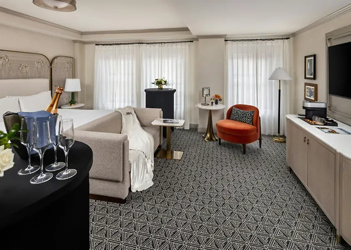 The Talbott, Autograph Collection Hotel 4*