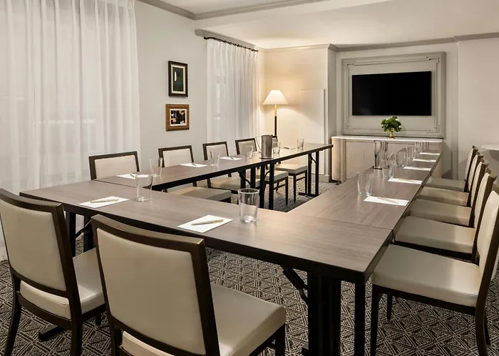 Hotel The Talbott, Autograph Collection 4*