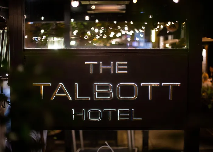 The Talbott, Autograph Collection Hotel 4*