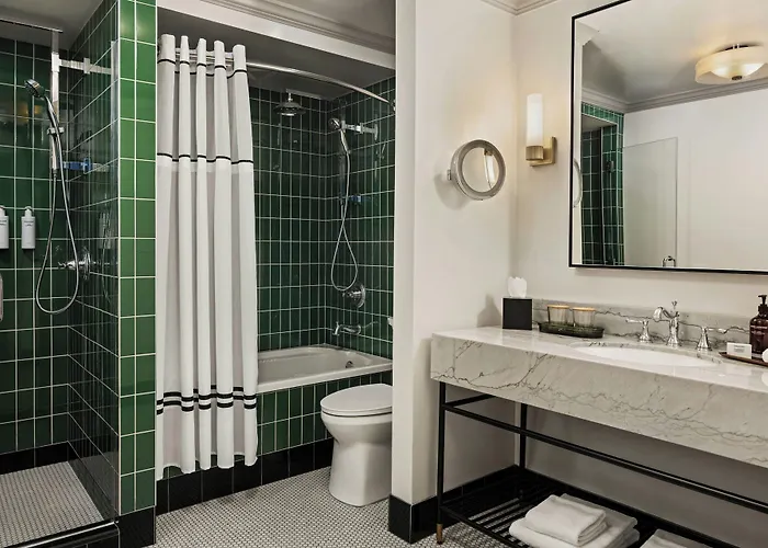 The Talbott, Autograph Collection 4* Chicago